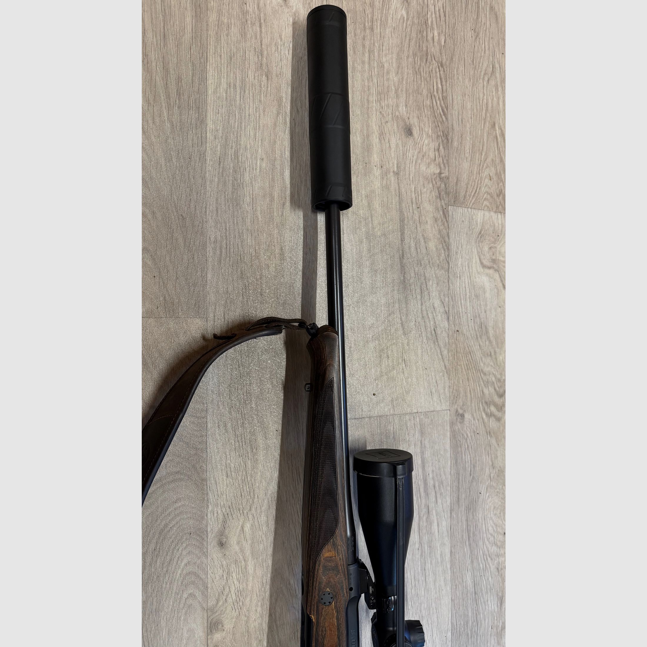 Sauer 101 GTI Cal.30.06 mit Zeiss Conquest V4 3-12x56 & Svemko Schalldämpfer mit Quickmountsystem