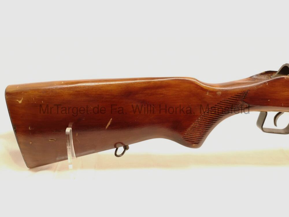 TOZ Russland 8M