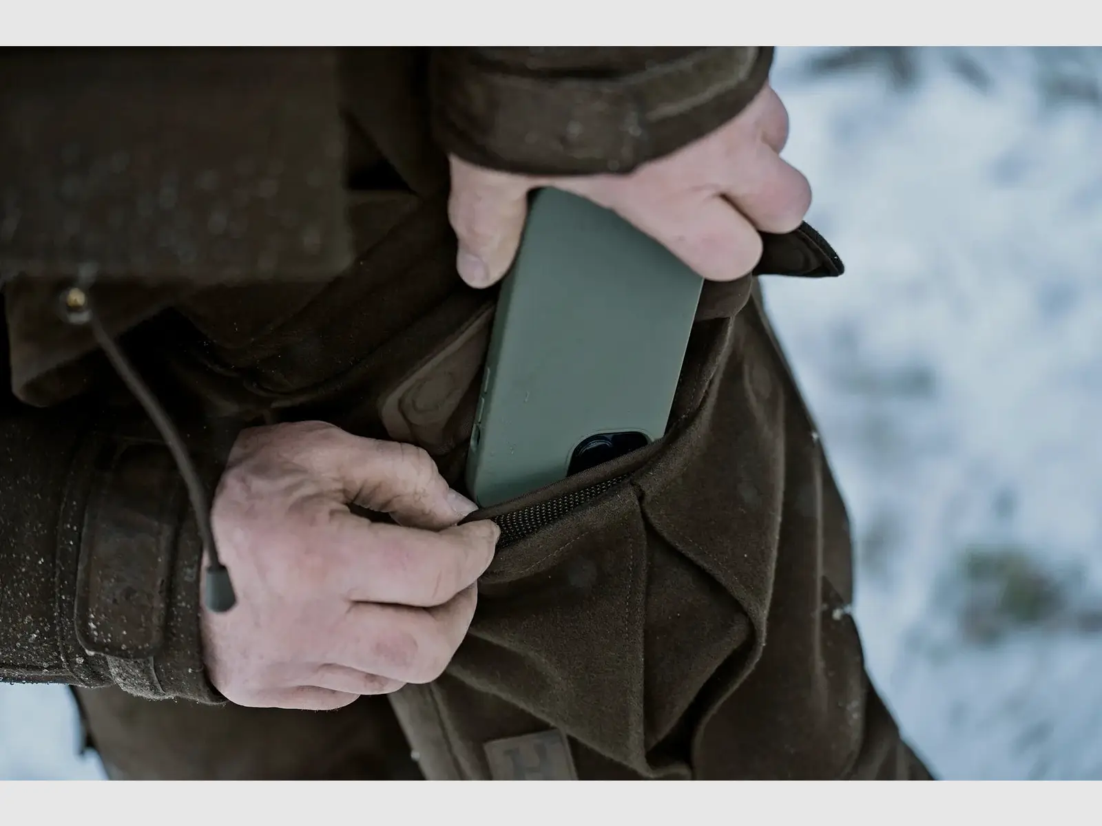 Härkila Kodiak CleverWool HSP Insulated Trousers, dark hunting green/shadow brown, afbeelding 4 van 9