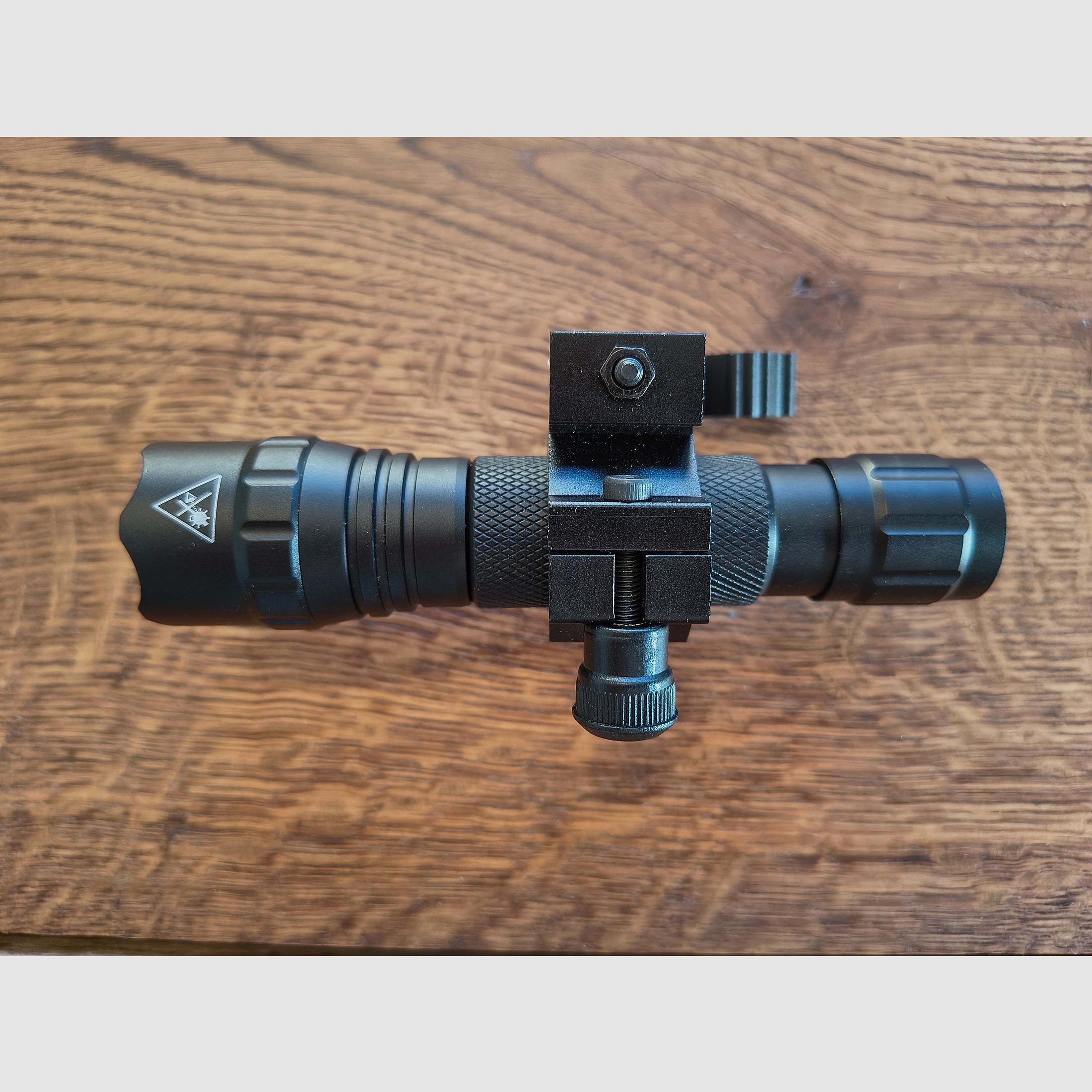 Sytong HT-770 (y compris adaptateur universel) + 850 nm projecteur infrarouge (y compris montage)