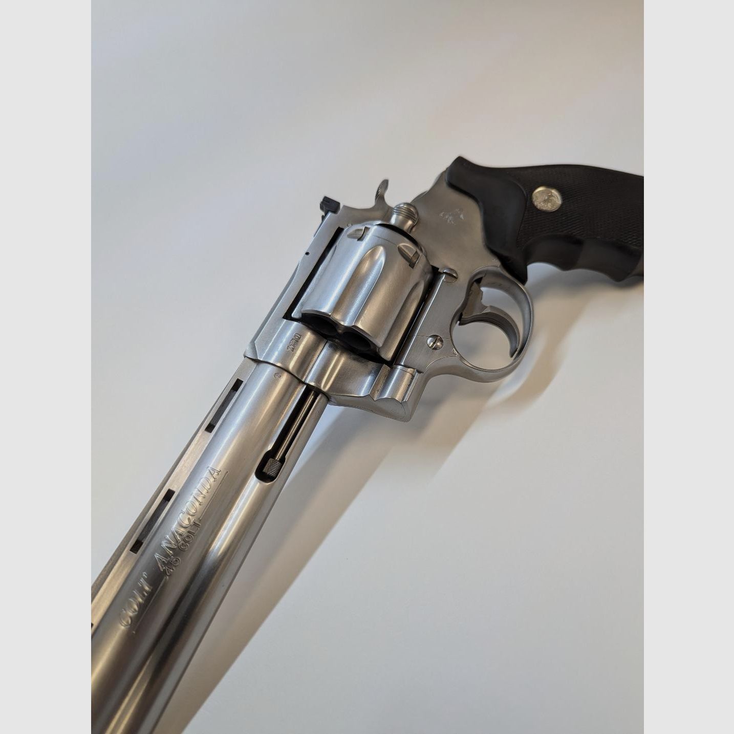 6"  Revolver Colt Anaconda  in  .45 Long Colt 