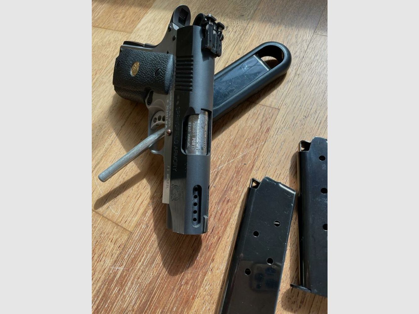 Springfield V10 Ultra Compact, Kal. .45 , 4 “ Lauf