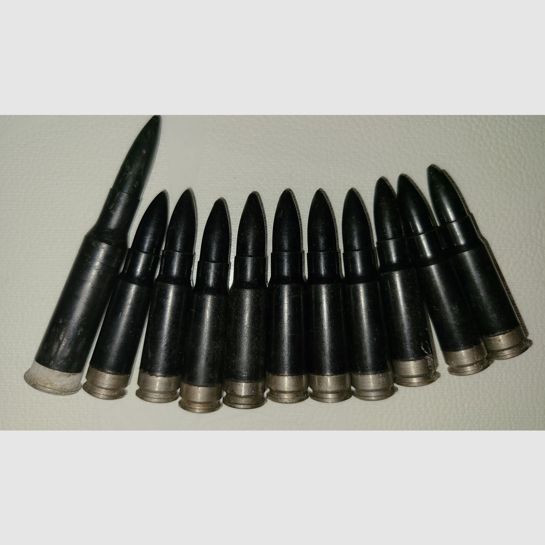 11x PUFFER PATRONEN PLASTE METAL TROCKENTEST  ENTMILITARISIERT cal. UNBEKANNT