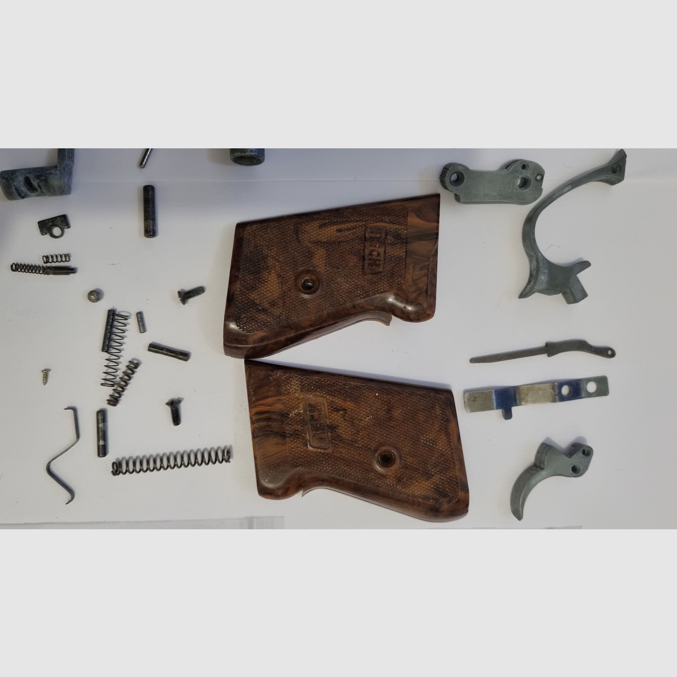 RECK Mod PK kal. 8mm K Siglé GS (schiet ook hagelmunitie) te renoveren en opnieuw te monteren ZONDER MAGAZIJN