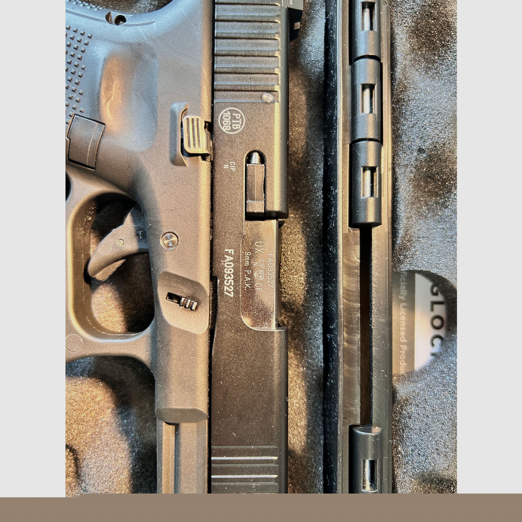 Glock 17 Gen. 5 Schreckschusspistole Umarex