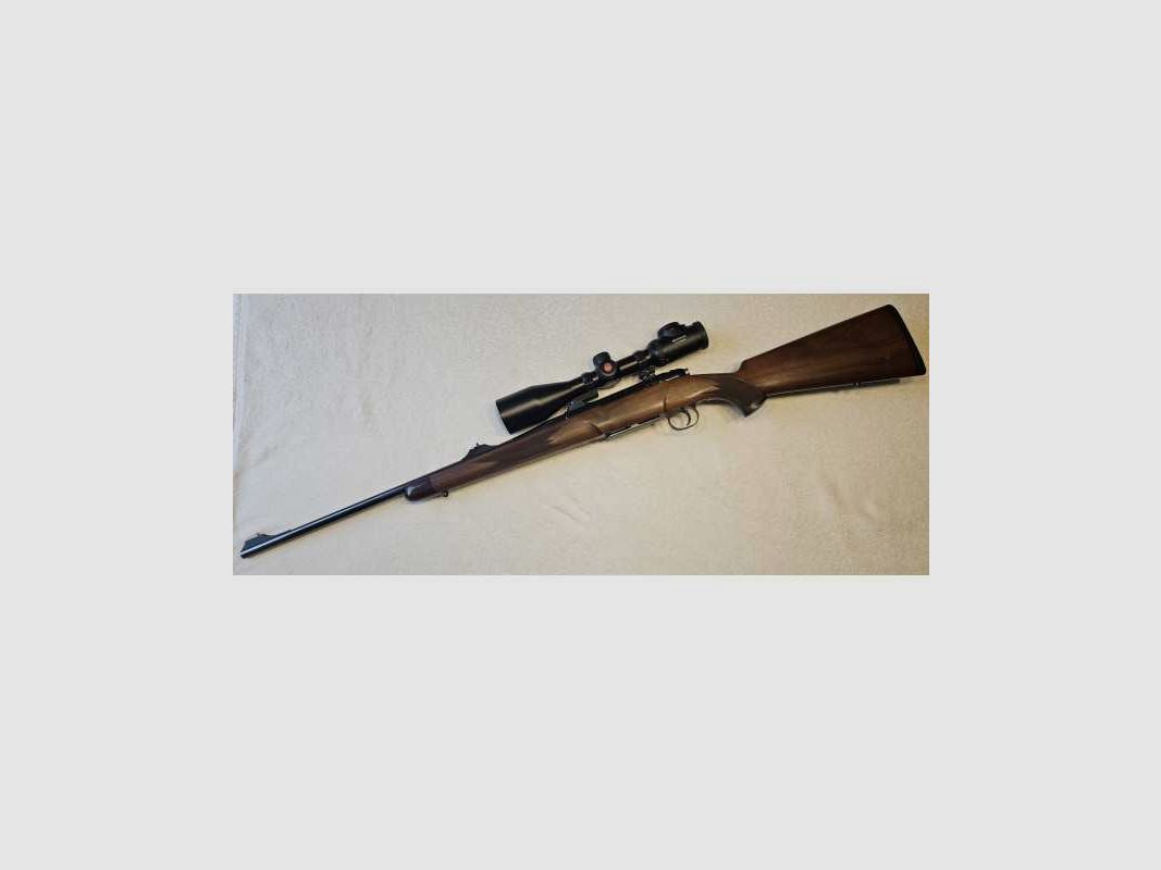 Heym SR21 8x57 IS Classic Repeating Rifle with Leica Magnus