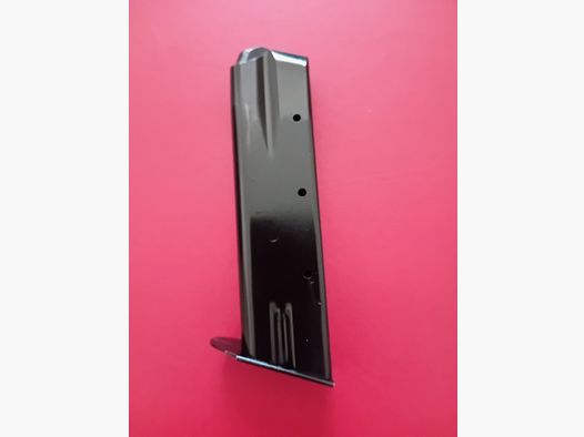 Magazine pistol 9 x 19 mm
