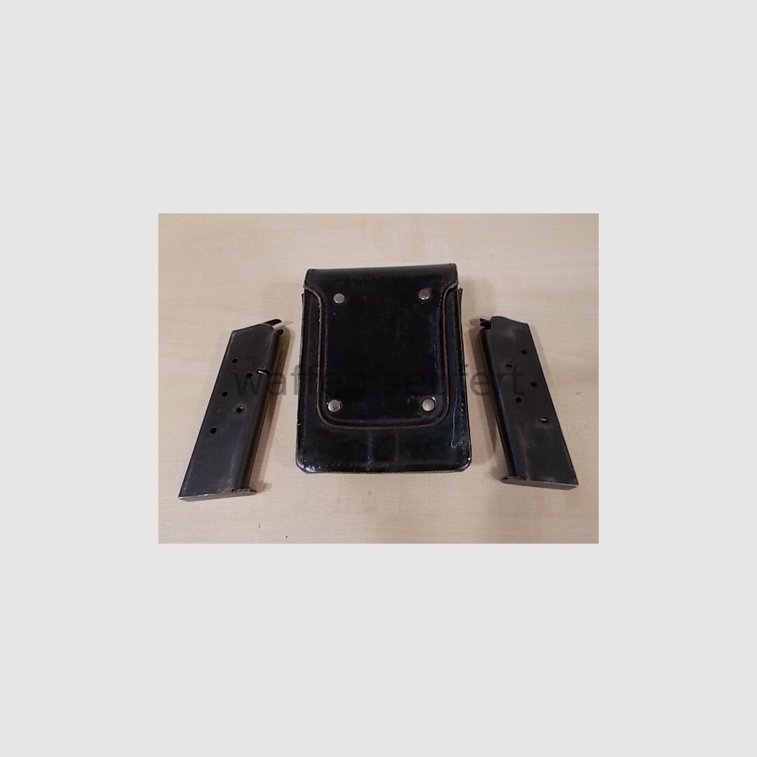 US 1911A1 Magazintasche mit 2 Magazine .45ACP