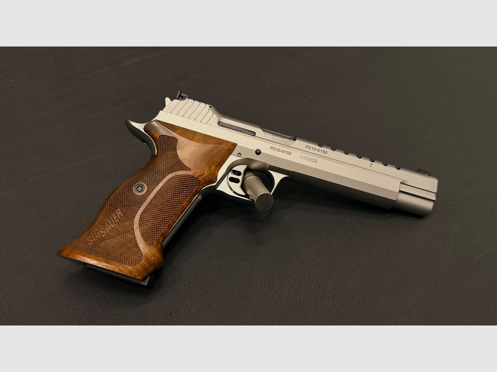 SIG SAUER P210 Skeleton Silver 6" | GSG Mastershop | 9mm Luger | Limitato | pistola semiautomatica, immagine 4 di 11