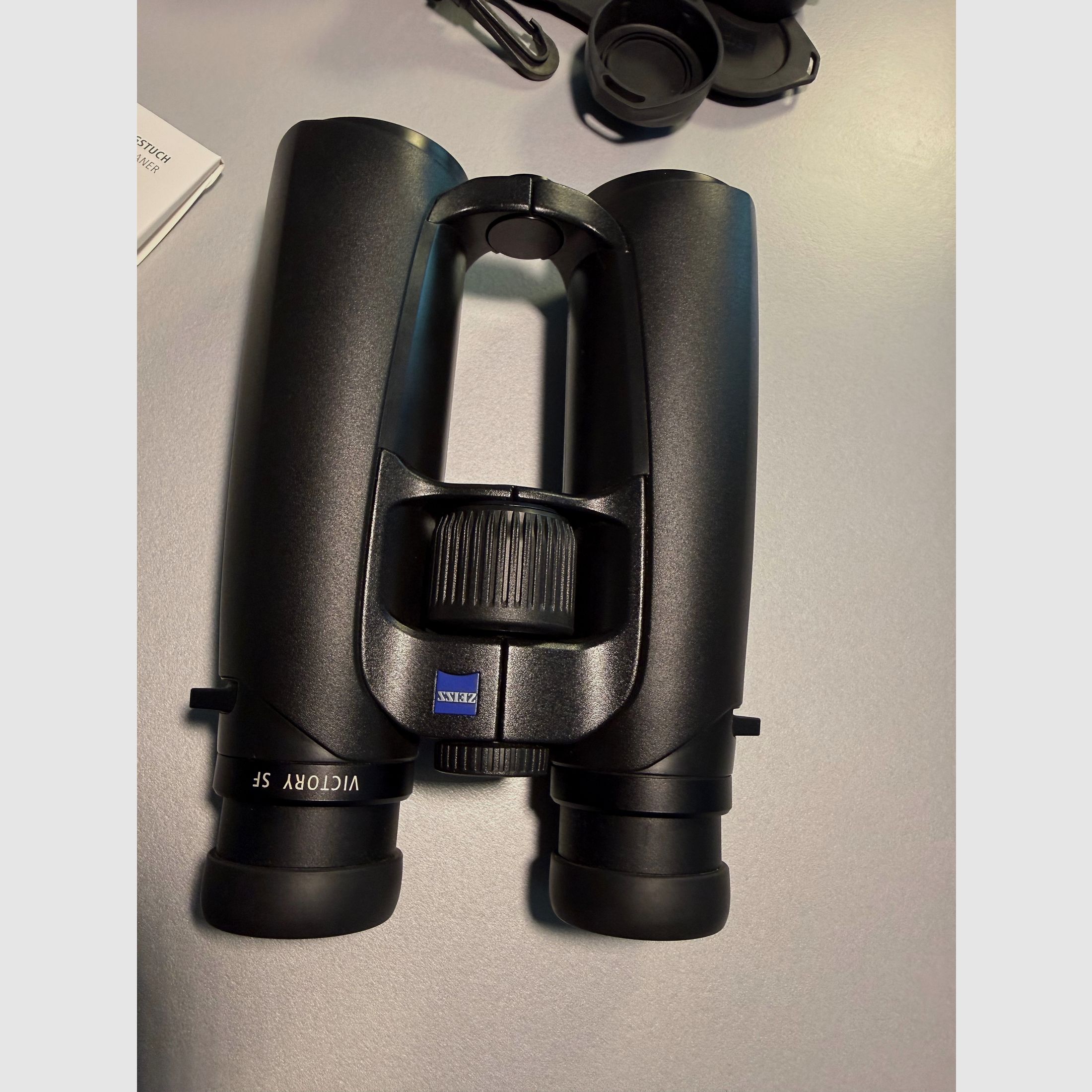 Zeiss Victory SF 10x42
