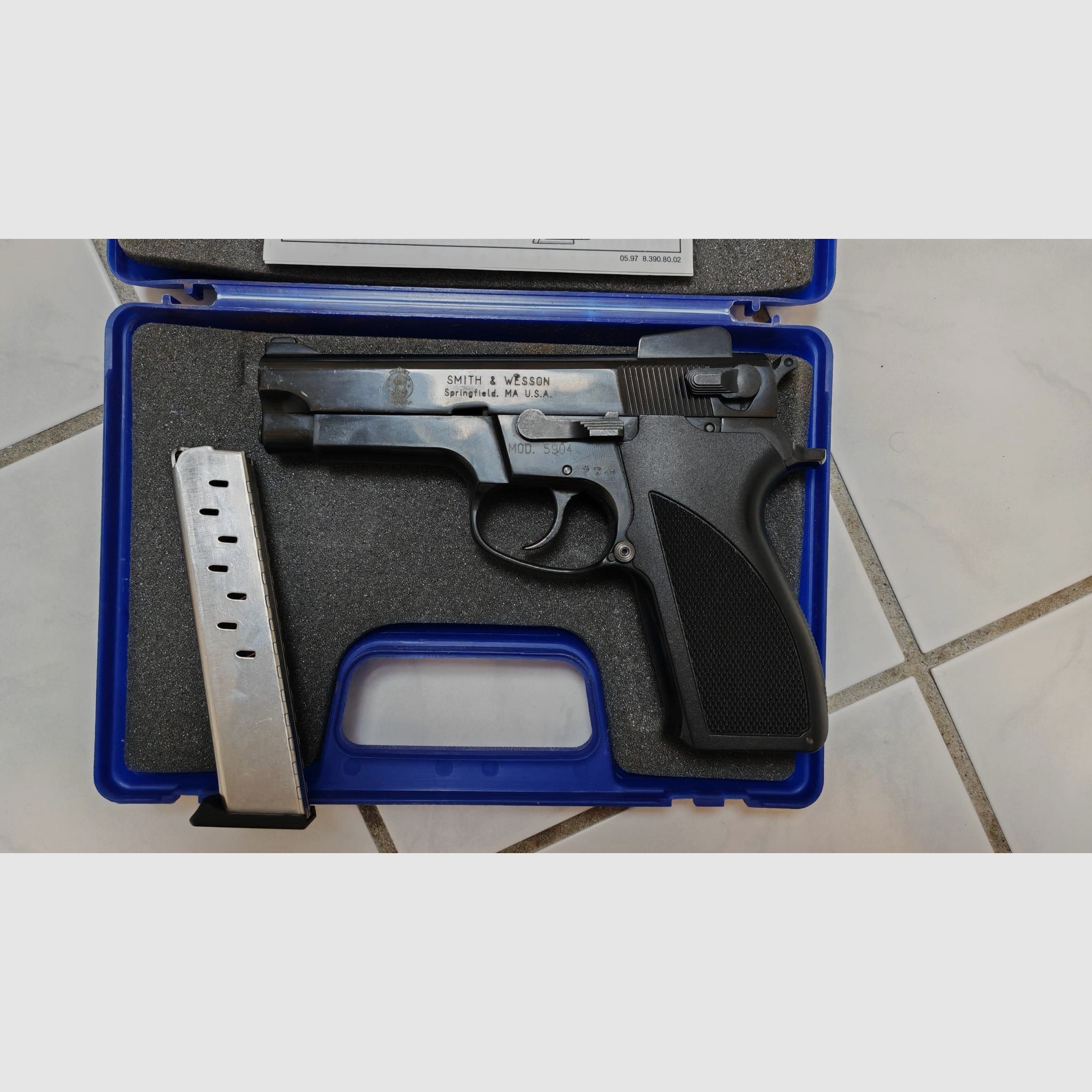 Smith & Wesson Mod. 5904 Schreckschuss Pistole brüniert / gebeizt | Kal. 9mm P.A.K. | PtB 604  | zzgl. div. 9mm Kartuschen erwerbbar