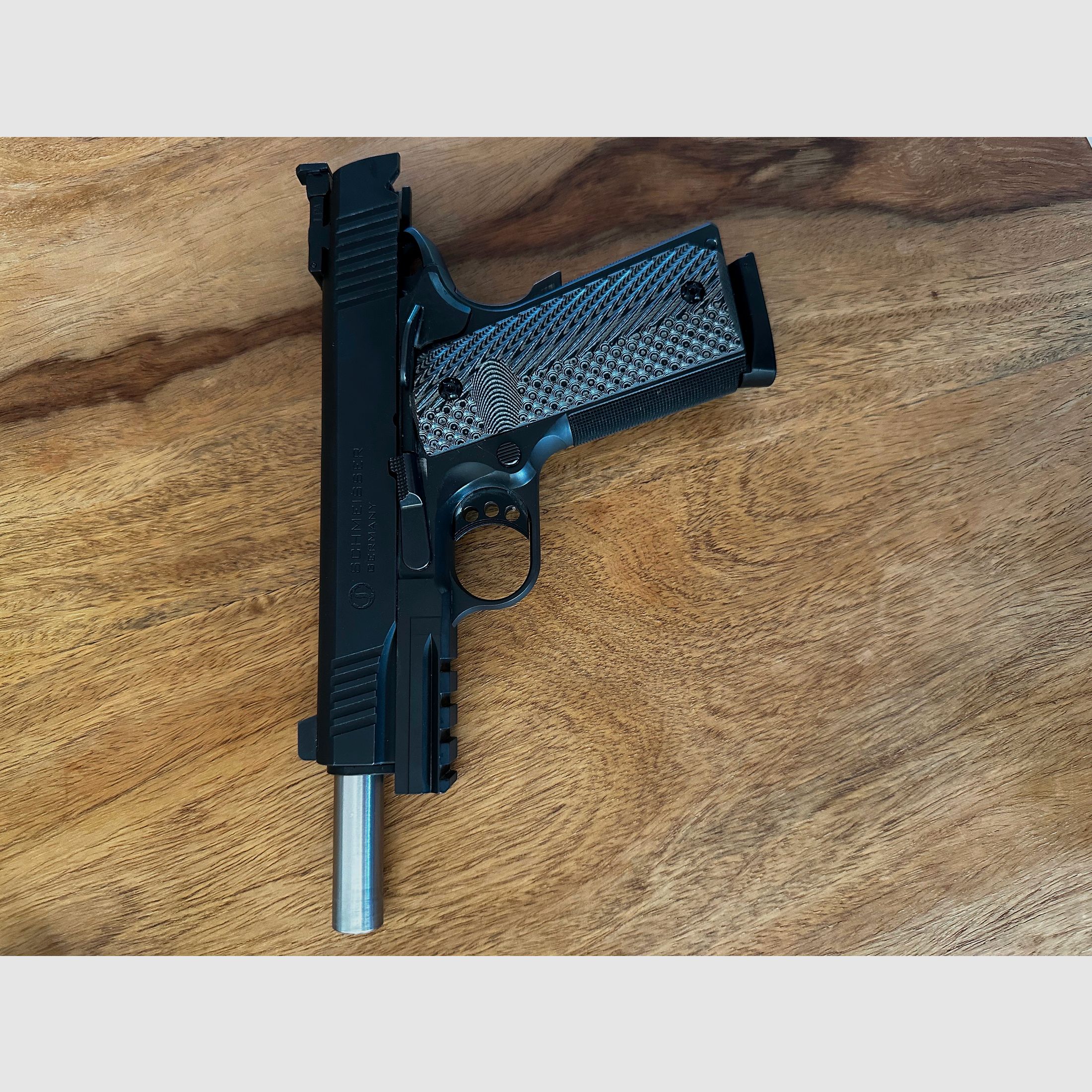 Schmeisser Hugo 1911 in .45 erst 350 Schuss