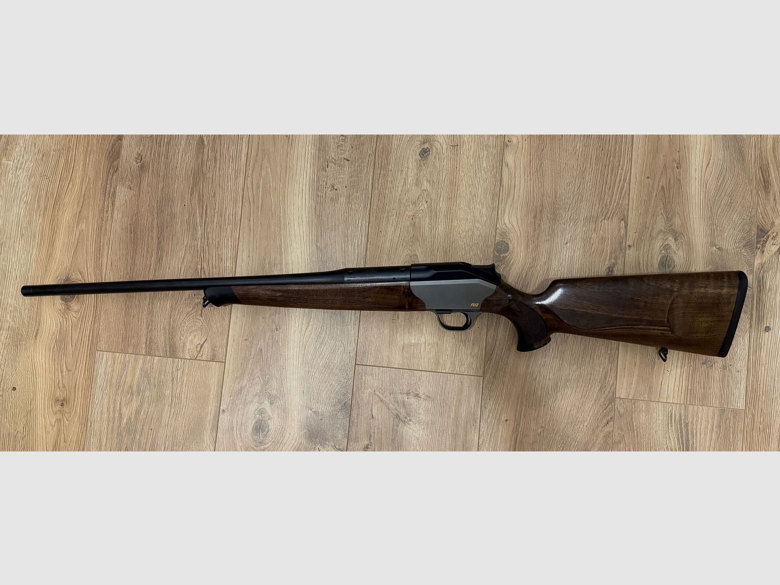 Blaser R8 Standard mit Holzschaft 8x57 IS Mündungsgewinde M15x1