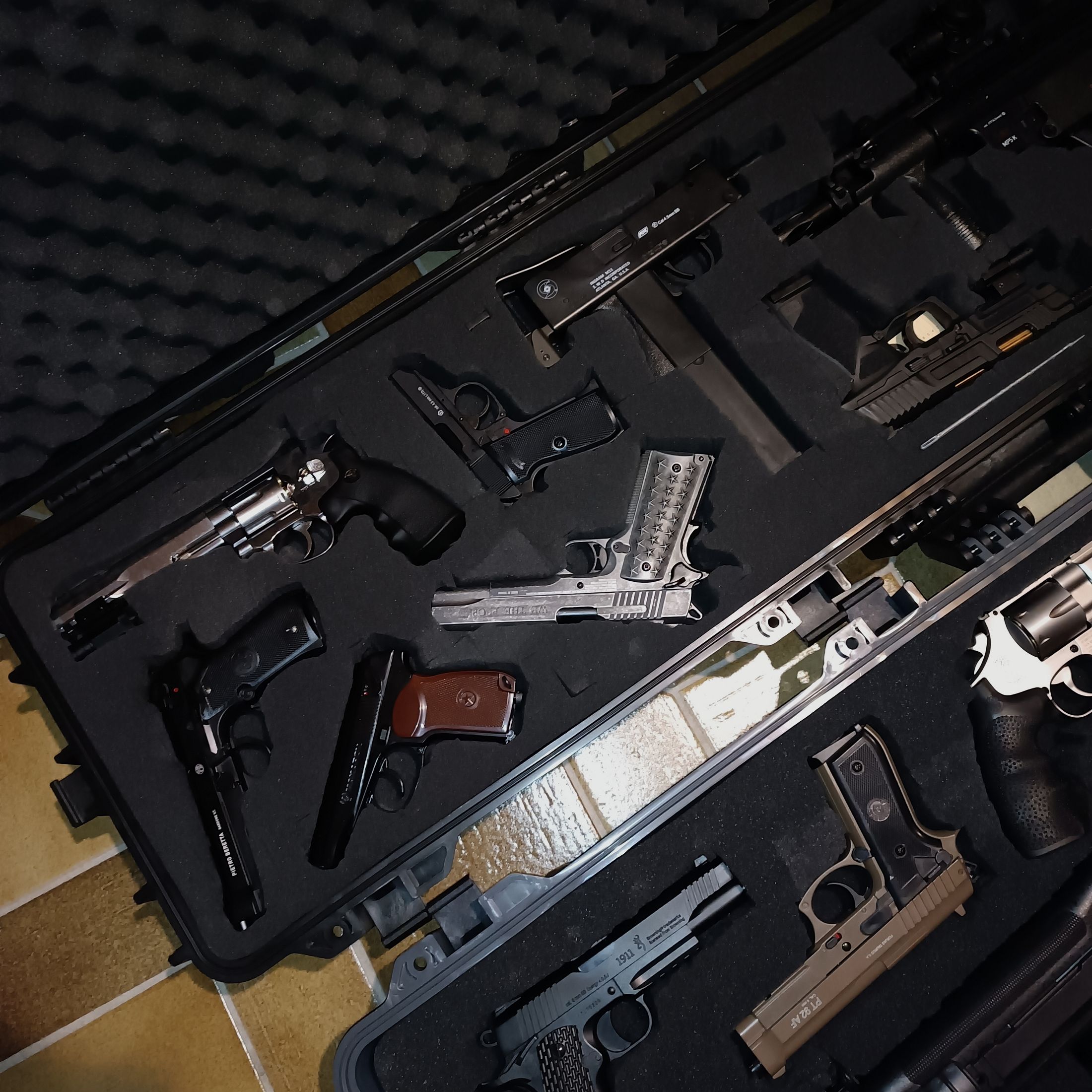 Collezione CO2 Airsoft inclusa valigetta di alta qualità, immagine 2 di 5