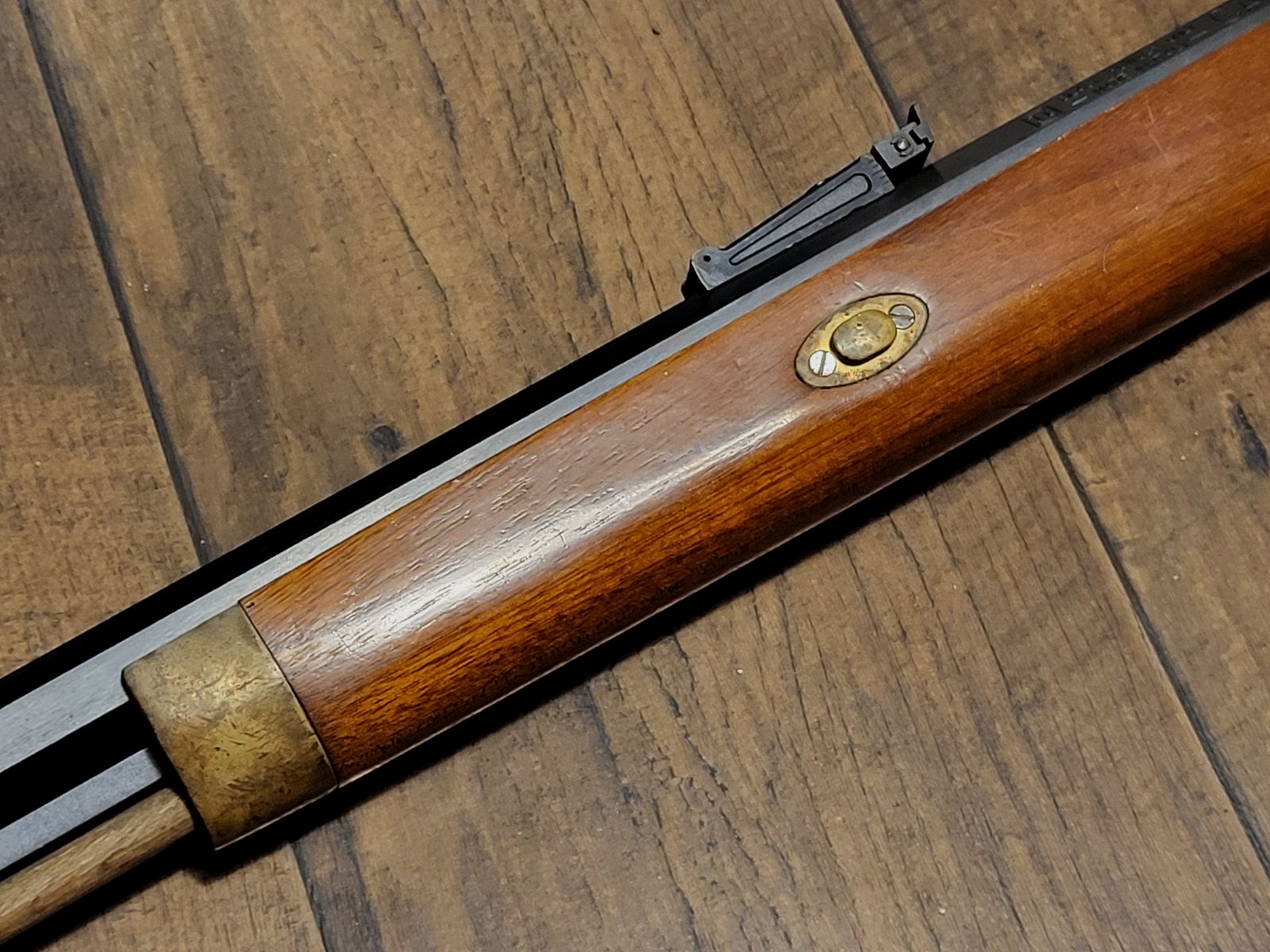 Investarm cal. 45 Perkussionsgewehr Hawken