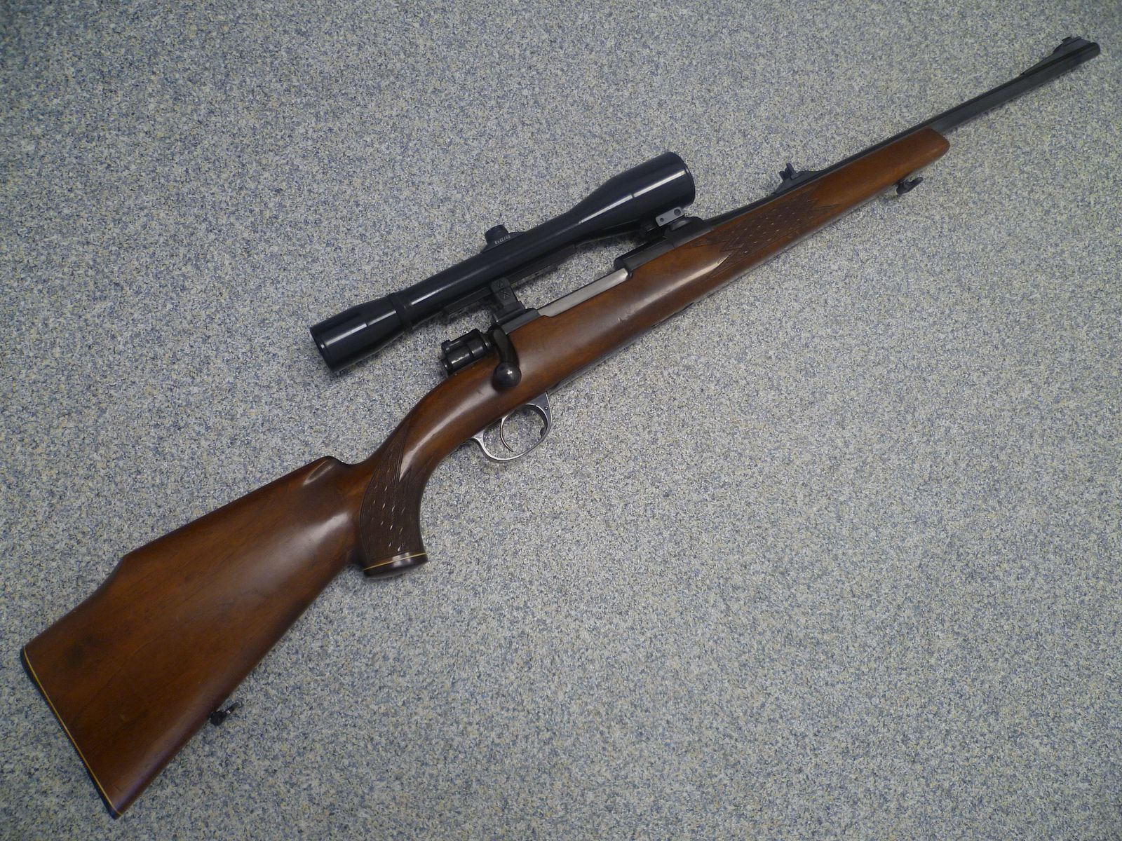 Rifle repetidora Frankonia Favorit .243 Win.