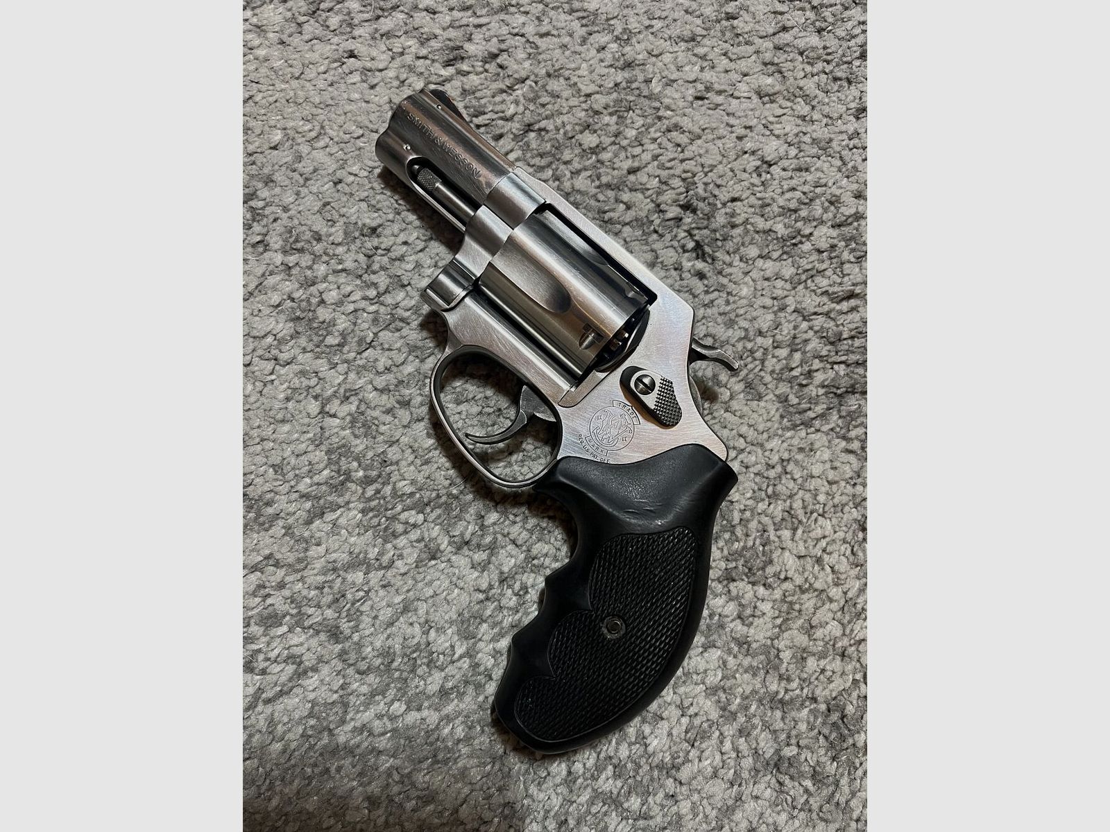 Smith &Wesson 60/9