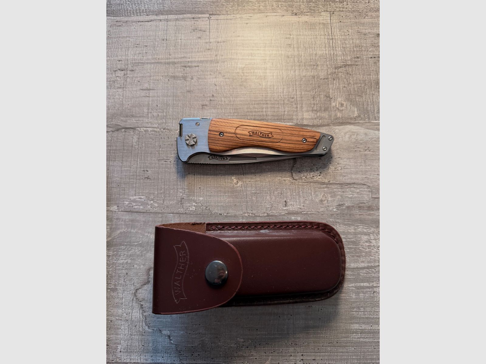 Walther TFW 3 (Traditional Folder Wood 3), image 2 of 2