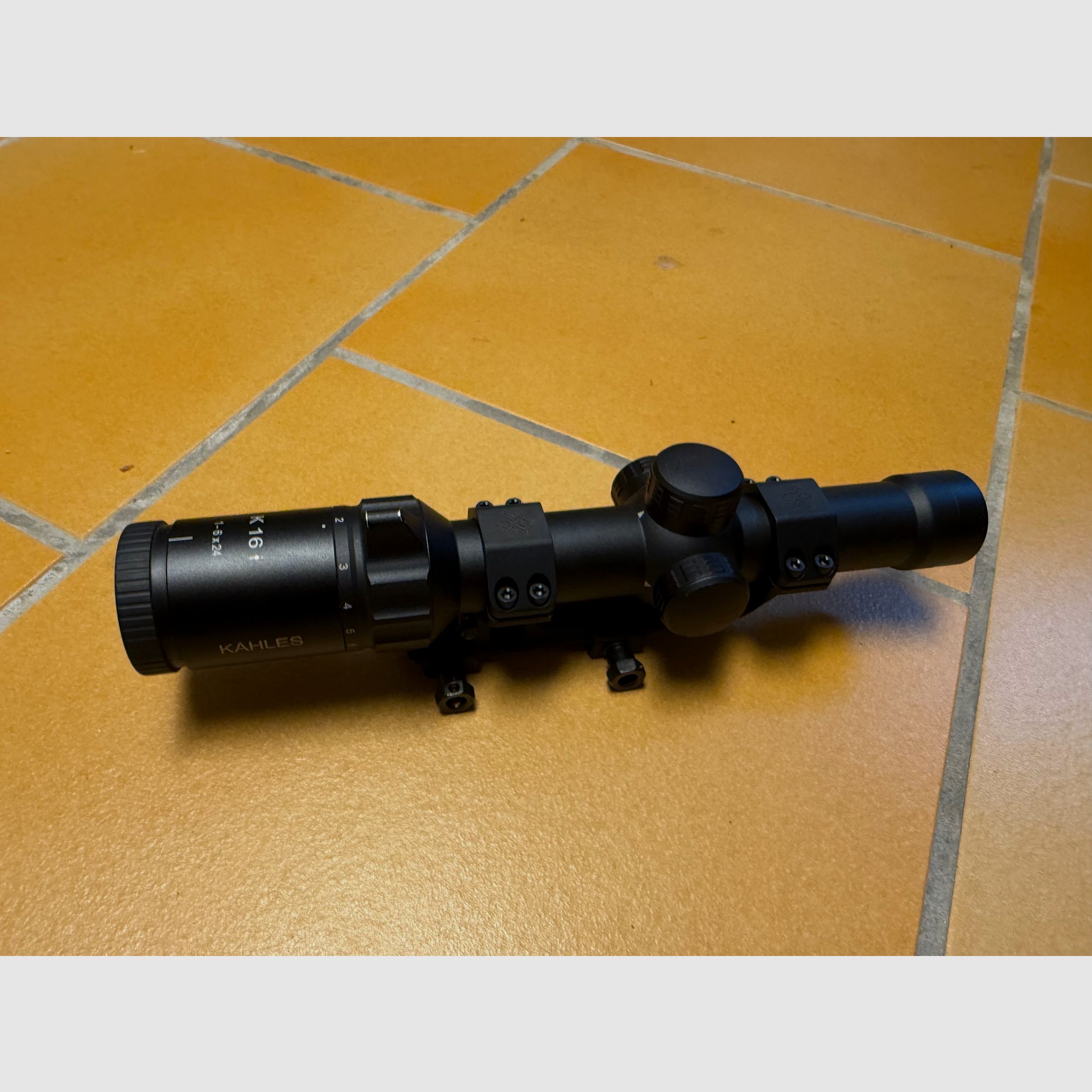 Kahles K16i