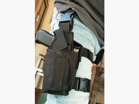 Universal leg holster
