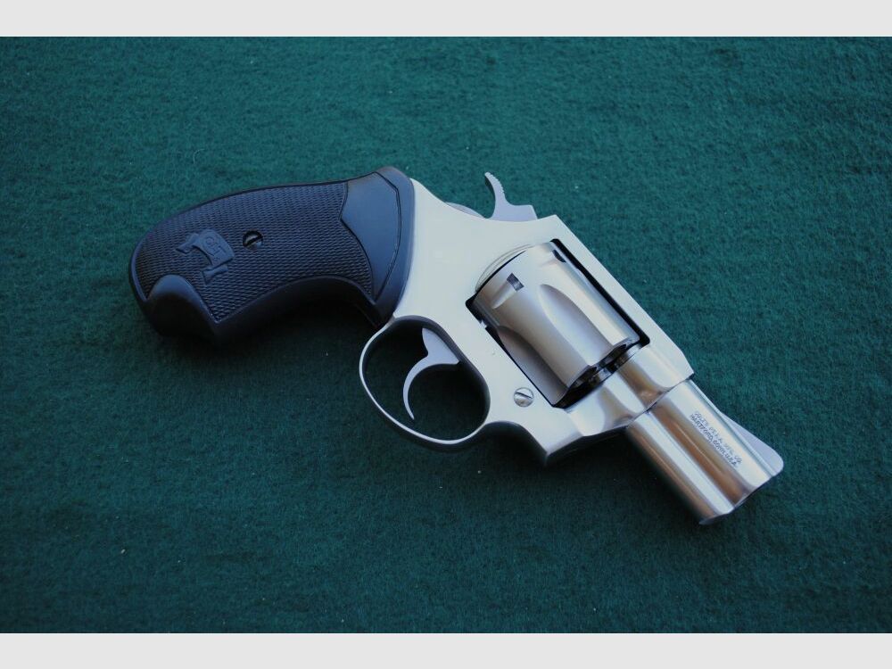 Colt Detective II, 2"LL, Stal nierdzewna polerowana na wysoki połysk, uchwyt gumowy Colt