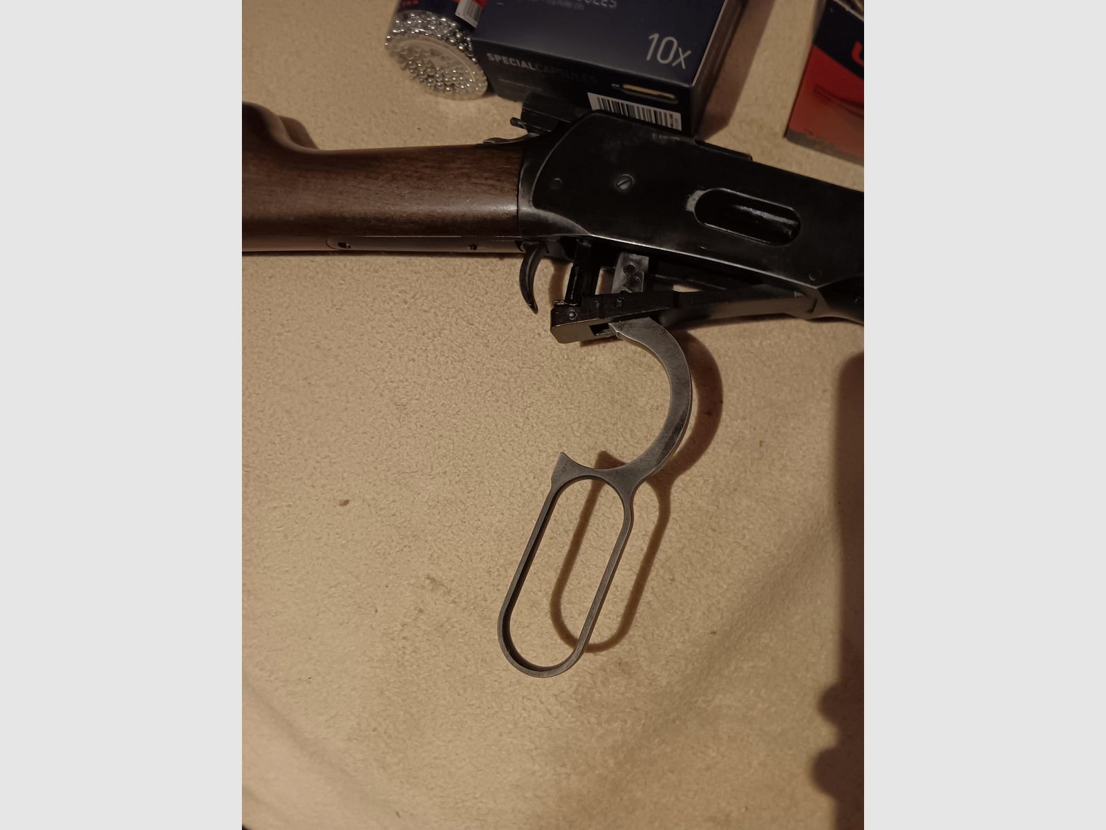 CO2 Unterhebelrepetierer Cowboy Rifle Antique Fish von Legends plus Zubehör