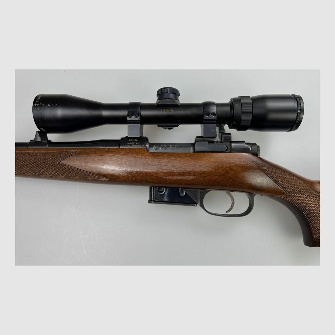 CZ 527