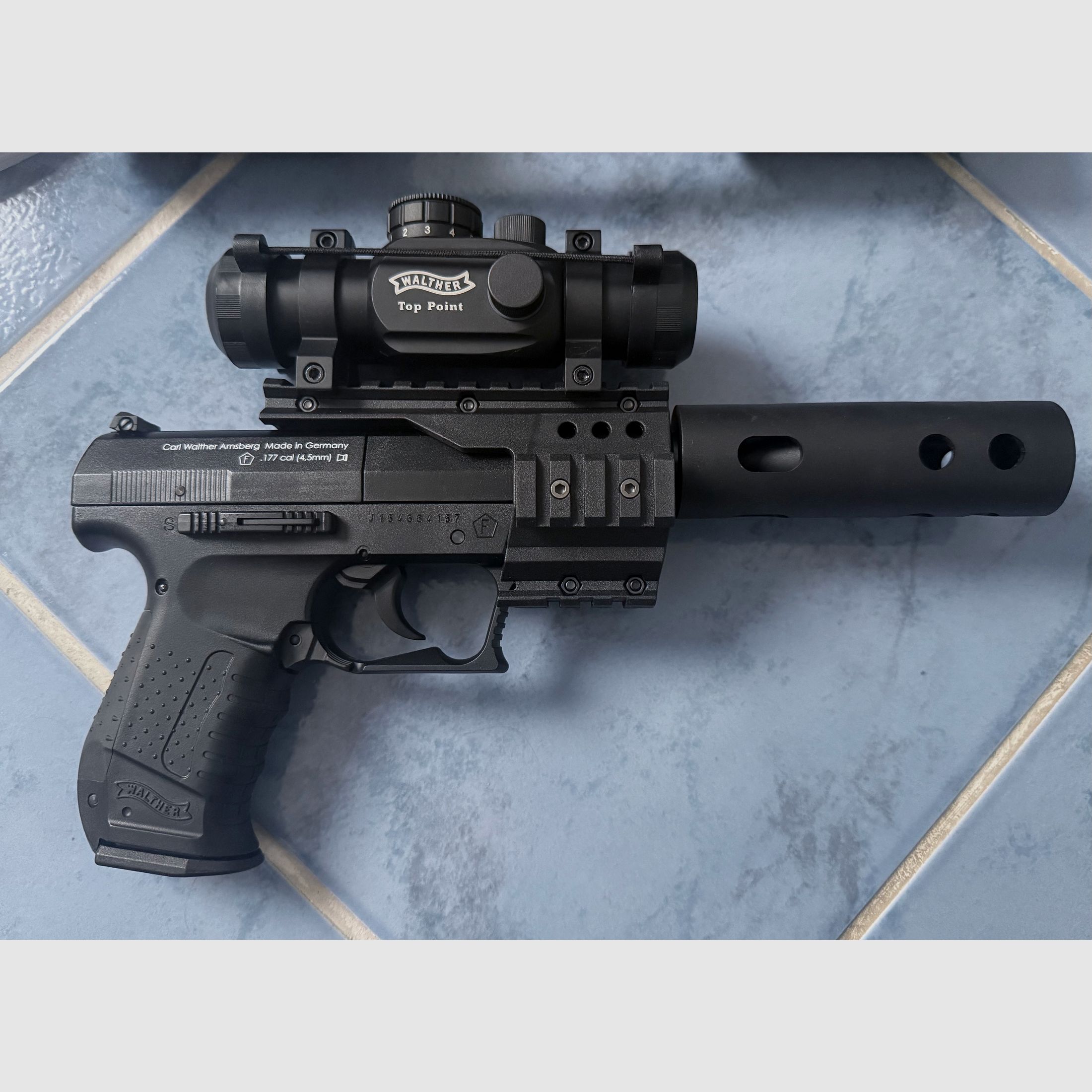 Luftpistole Walther Nighthawk  CO2 mit Zubehör wie Neu