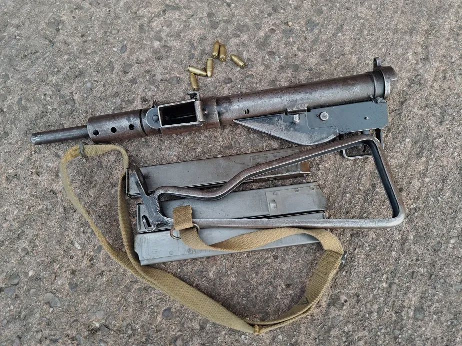  Sten MK2 EU-Deko, 3 chargeurs et sangle