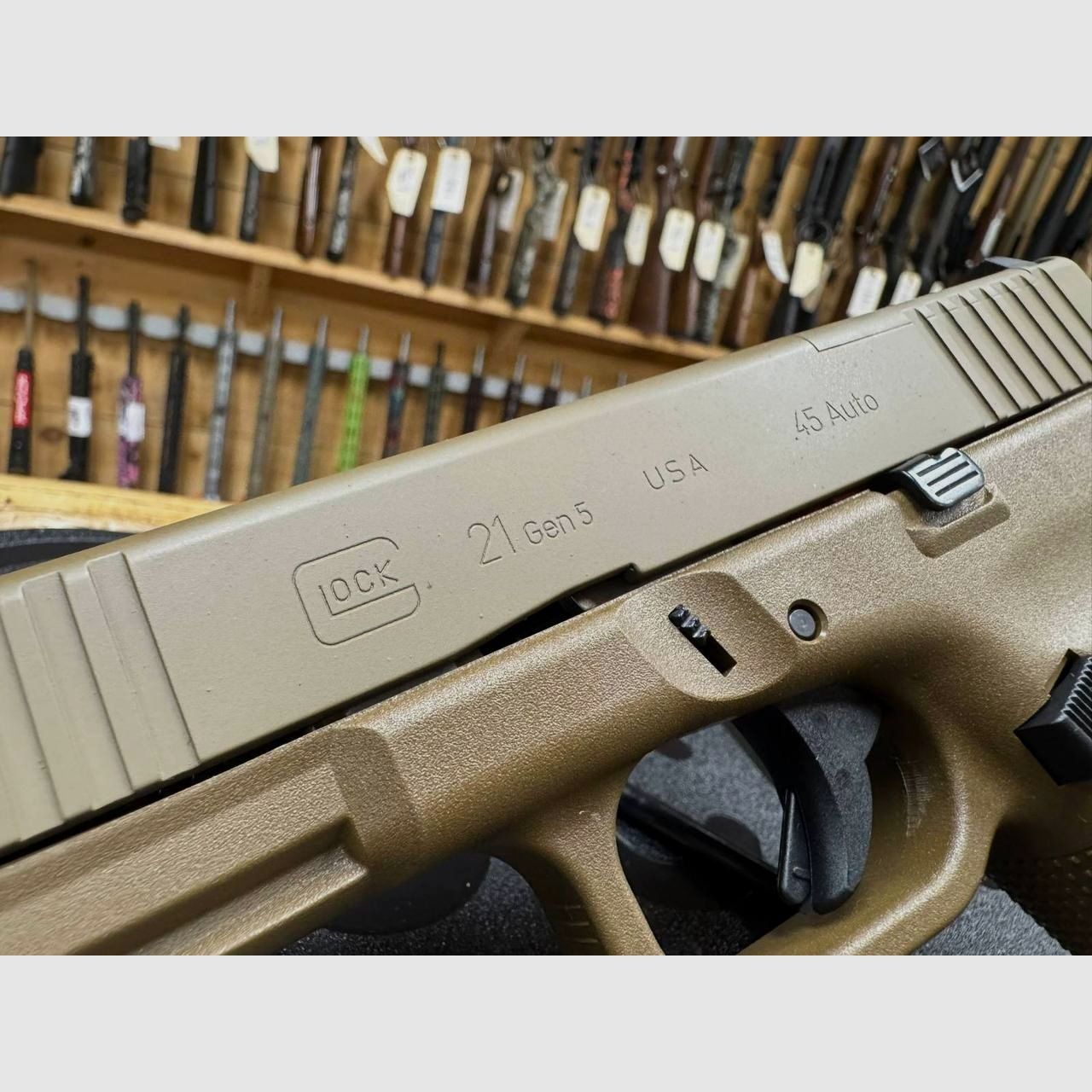 Glock 21 Gen5 FDE 