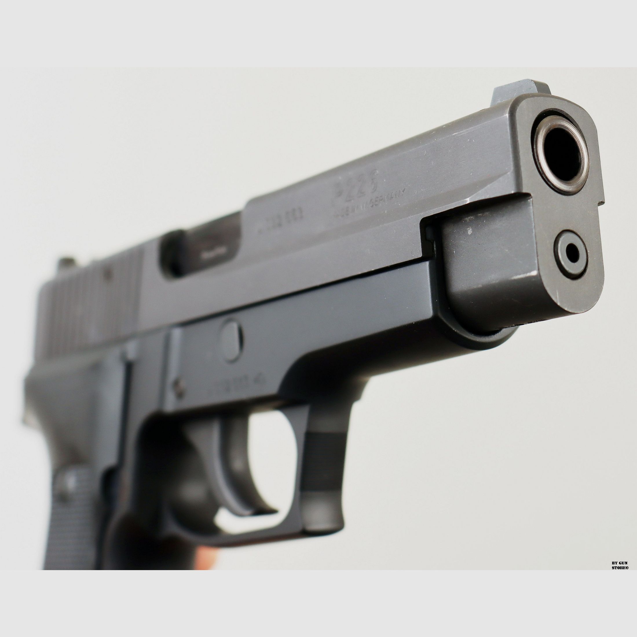 Pistole Sig Sauer mod. P226 Deutschland Kal. 9×19 para Matr. U532663, Bild 8 von 11