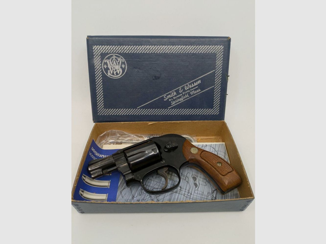 S&W 38