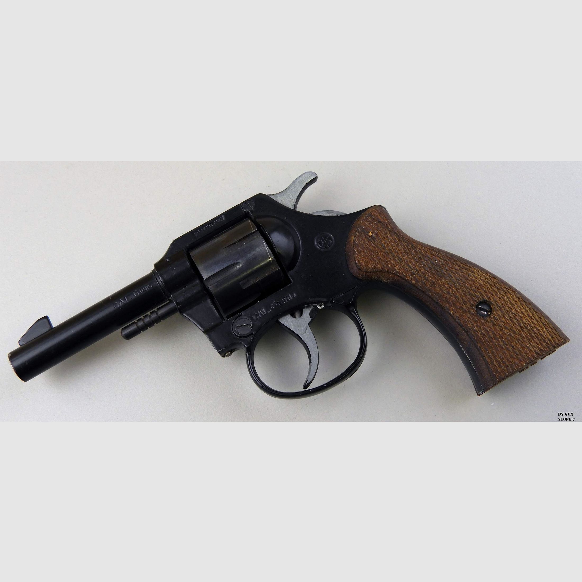 Revolver IGI cal. 6 mm, immagine 2 di 4