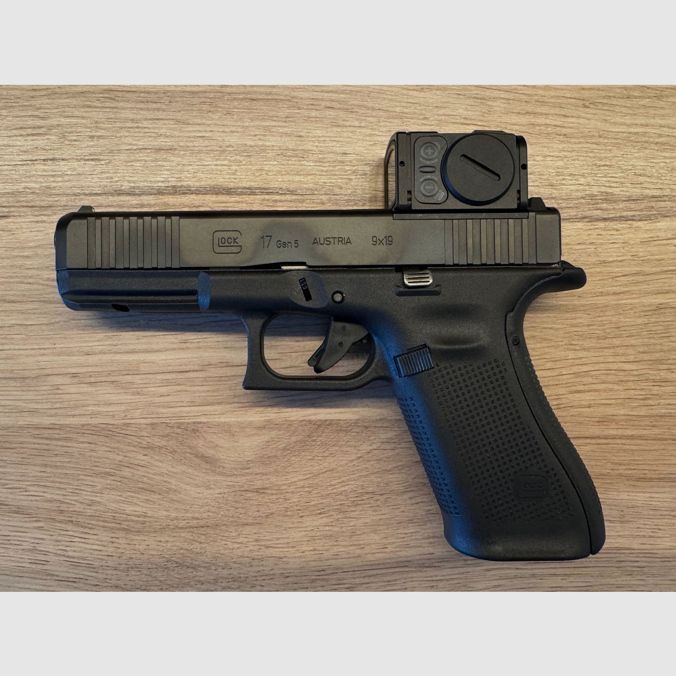 Glock 17 Gen.5 MOS con Aimpoint ACRO C2, Performance Trigger