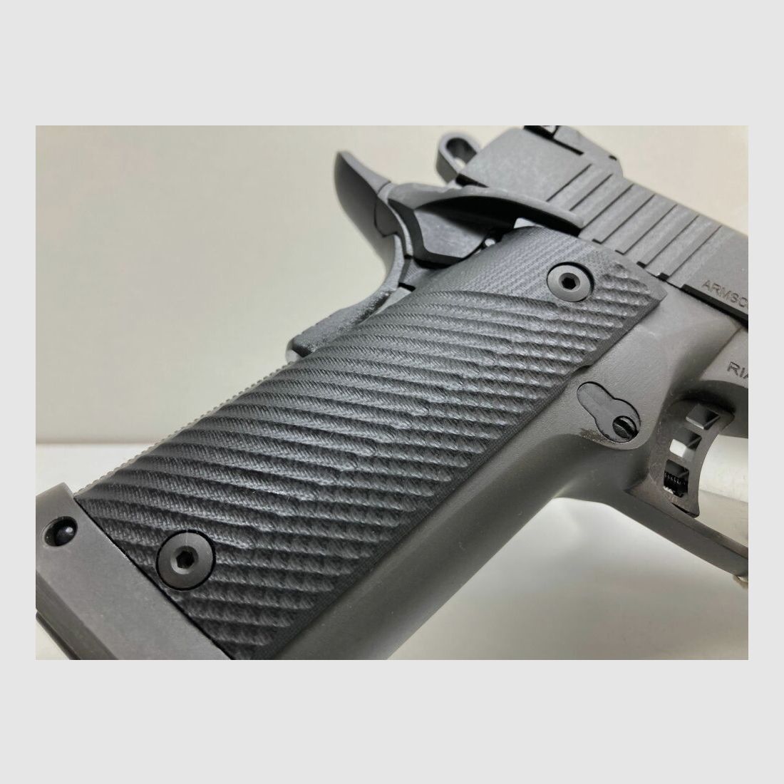 ARMSCOR	 Tac Ultra - 1911 - A2 FS HC - Waffen Friedrichs