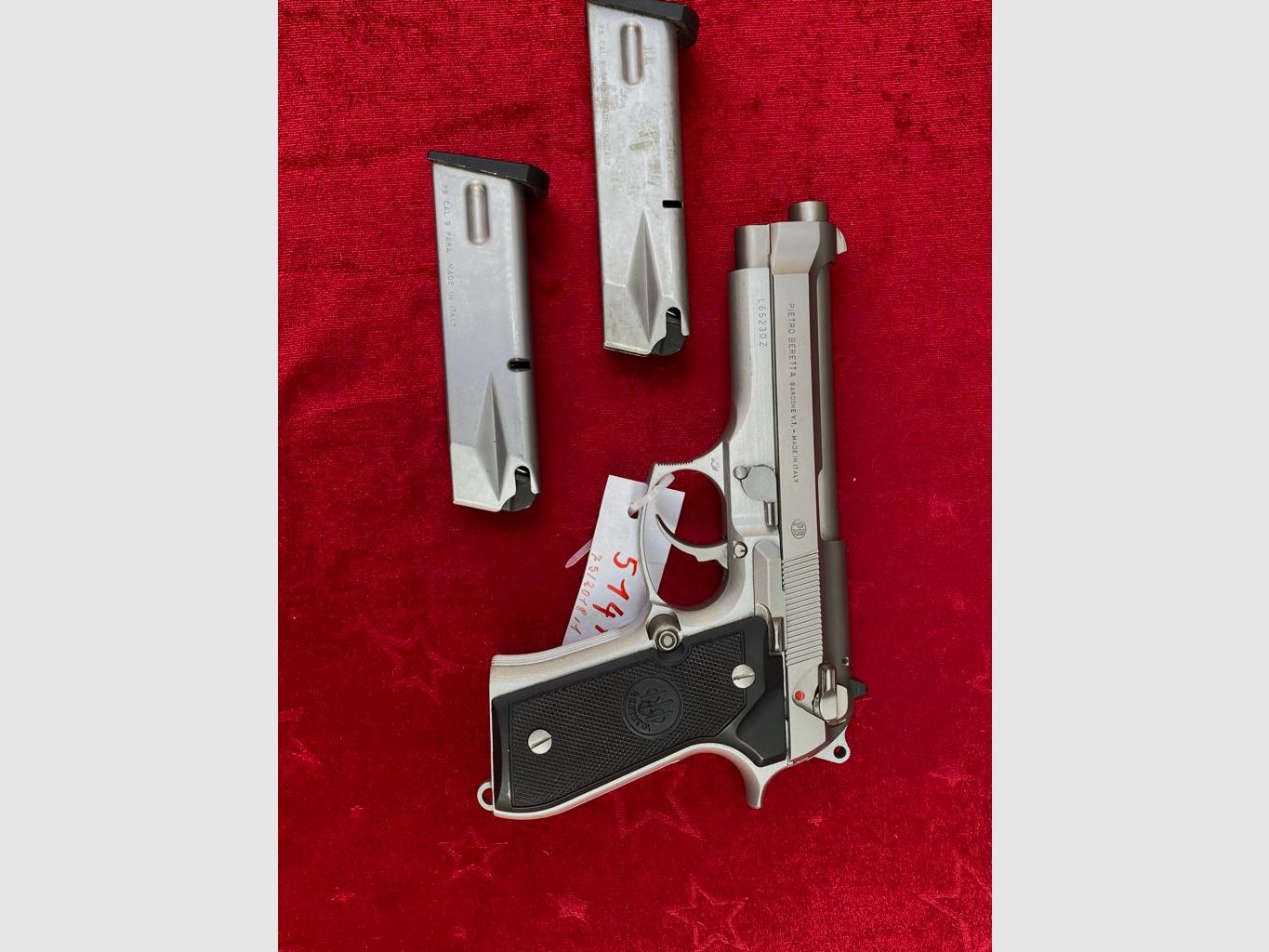 Neuwertige Beretta 92 9mm  Luger Stainless