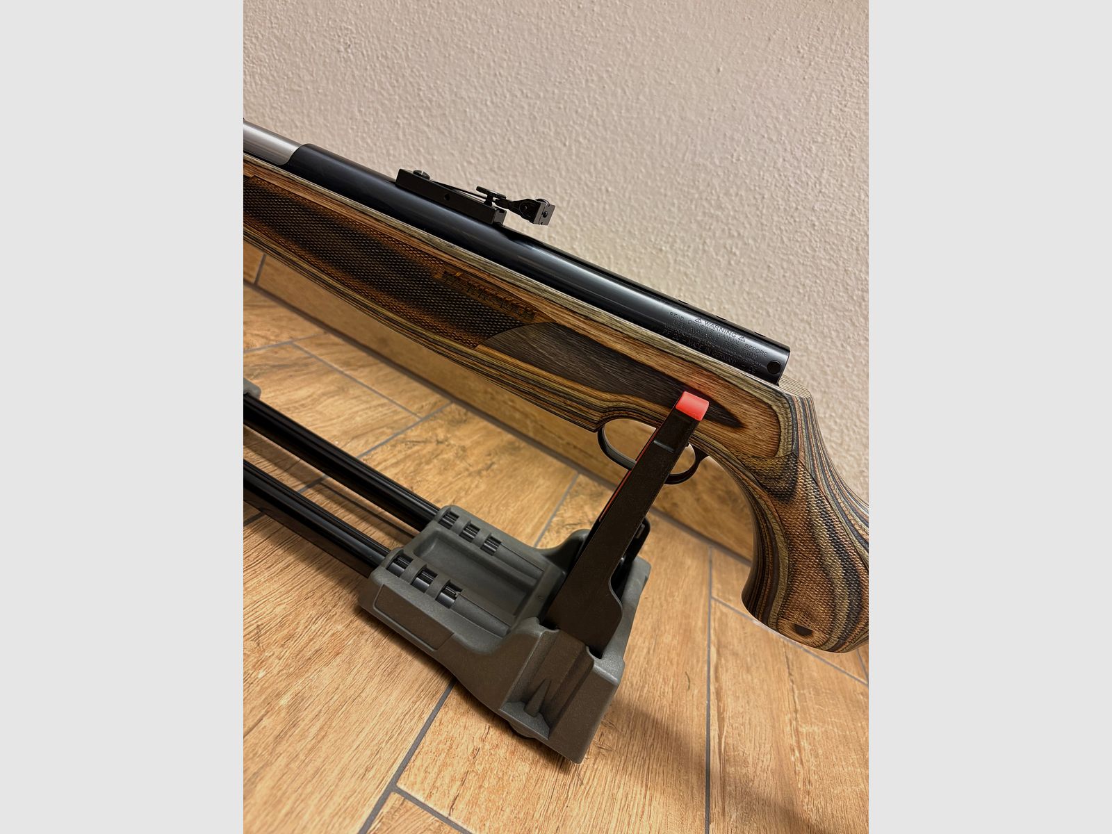 Weihrauch HW 77 Special Edition Schichtholzschaft braun grün schwarz Kaliber 4,5 mm paar mal benutzt Limitierte Auflage