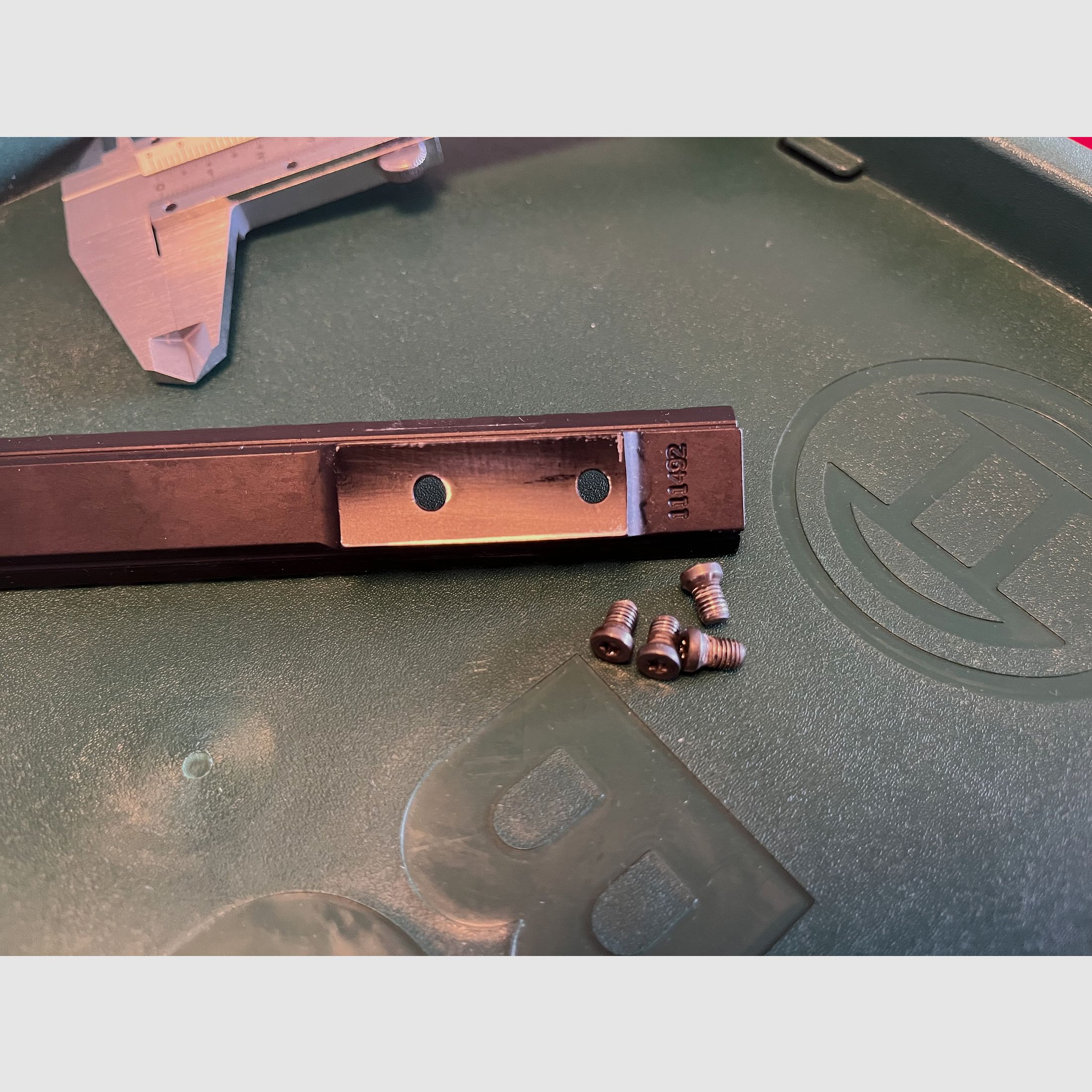 Picatinny rail Savage 110 SA with 8/40 UN screws
