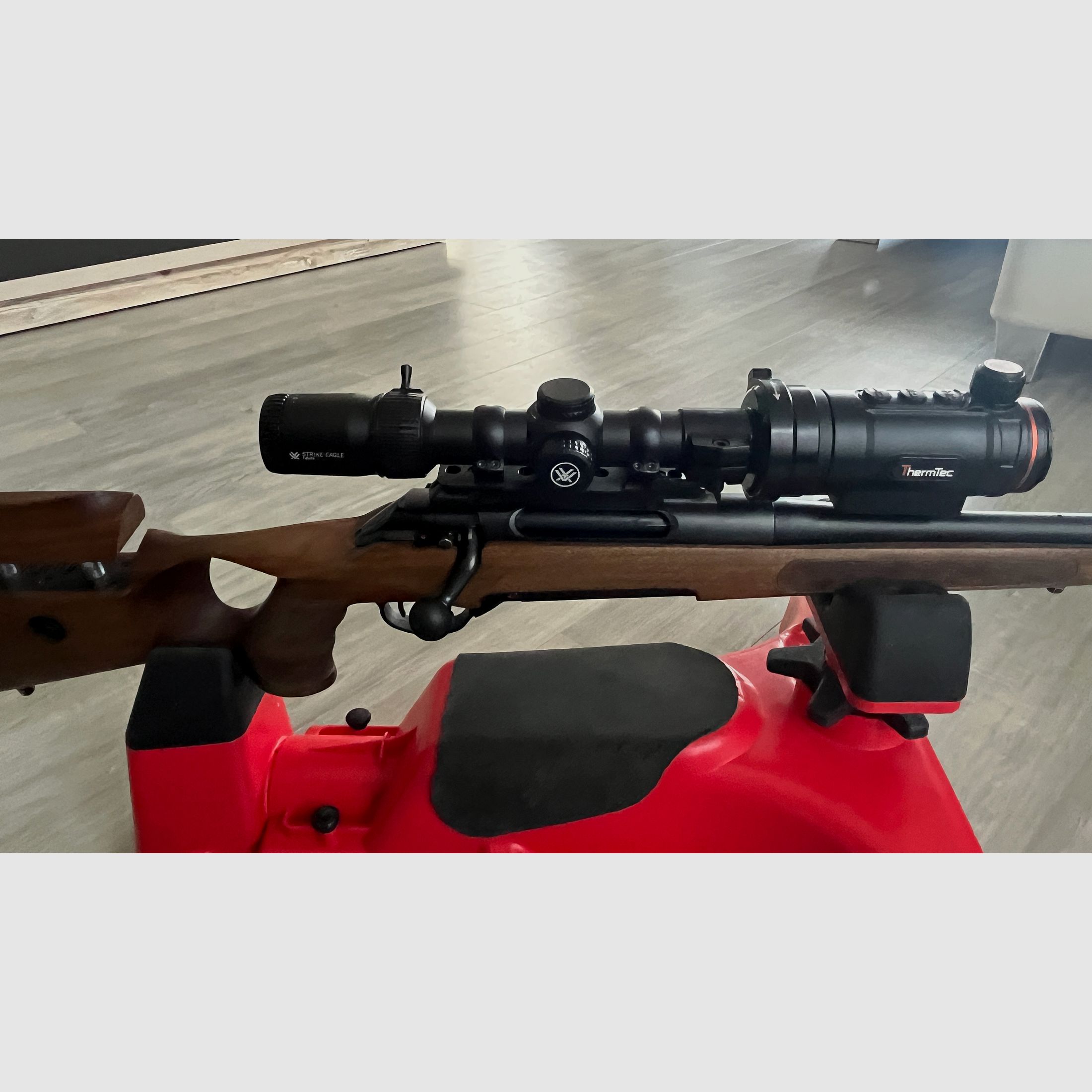 Haenel Jäger 10 in .308 komplett mit Wärmebildvorsatzgerät