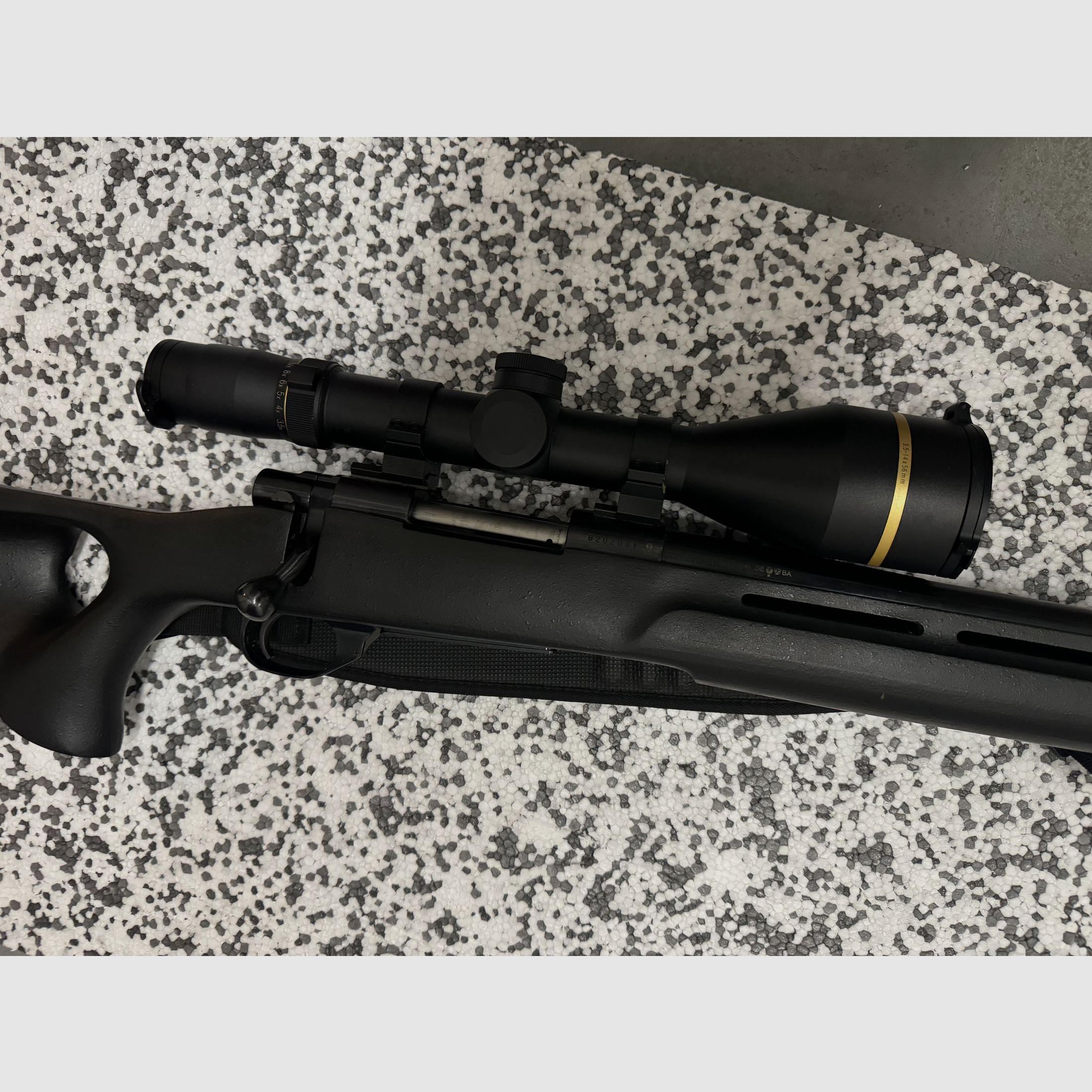 Howa Model 1500 Heavy Barrel .22-250 Rem. incl. Leupold VX-7L 3.5–14x56