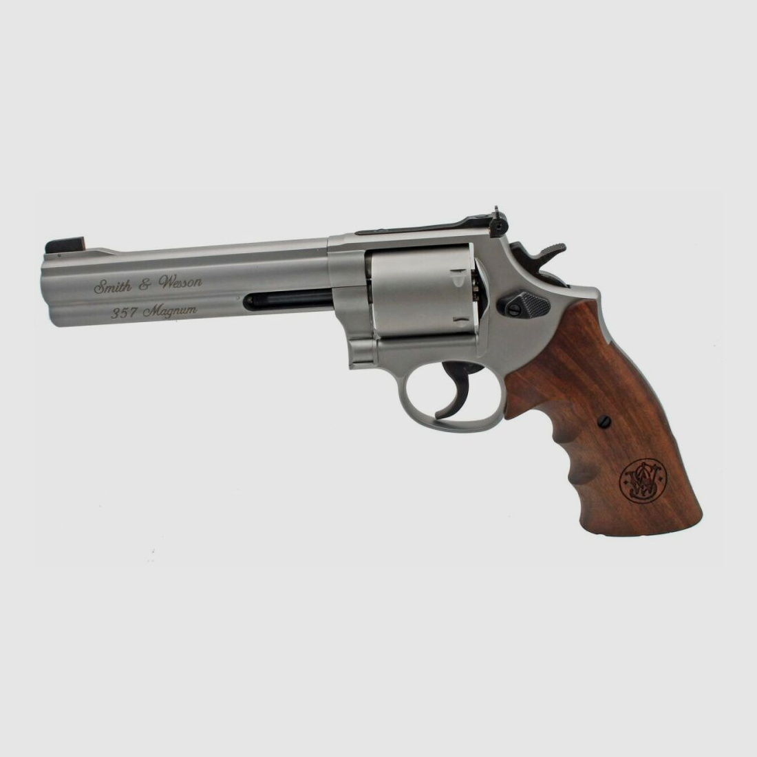 Broń Smith & Wesson S&W Rev. M686 International, 6 cali kaliber .357 Mag., niefiltrowany cylinder, matowe piaskowanie #1
