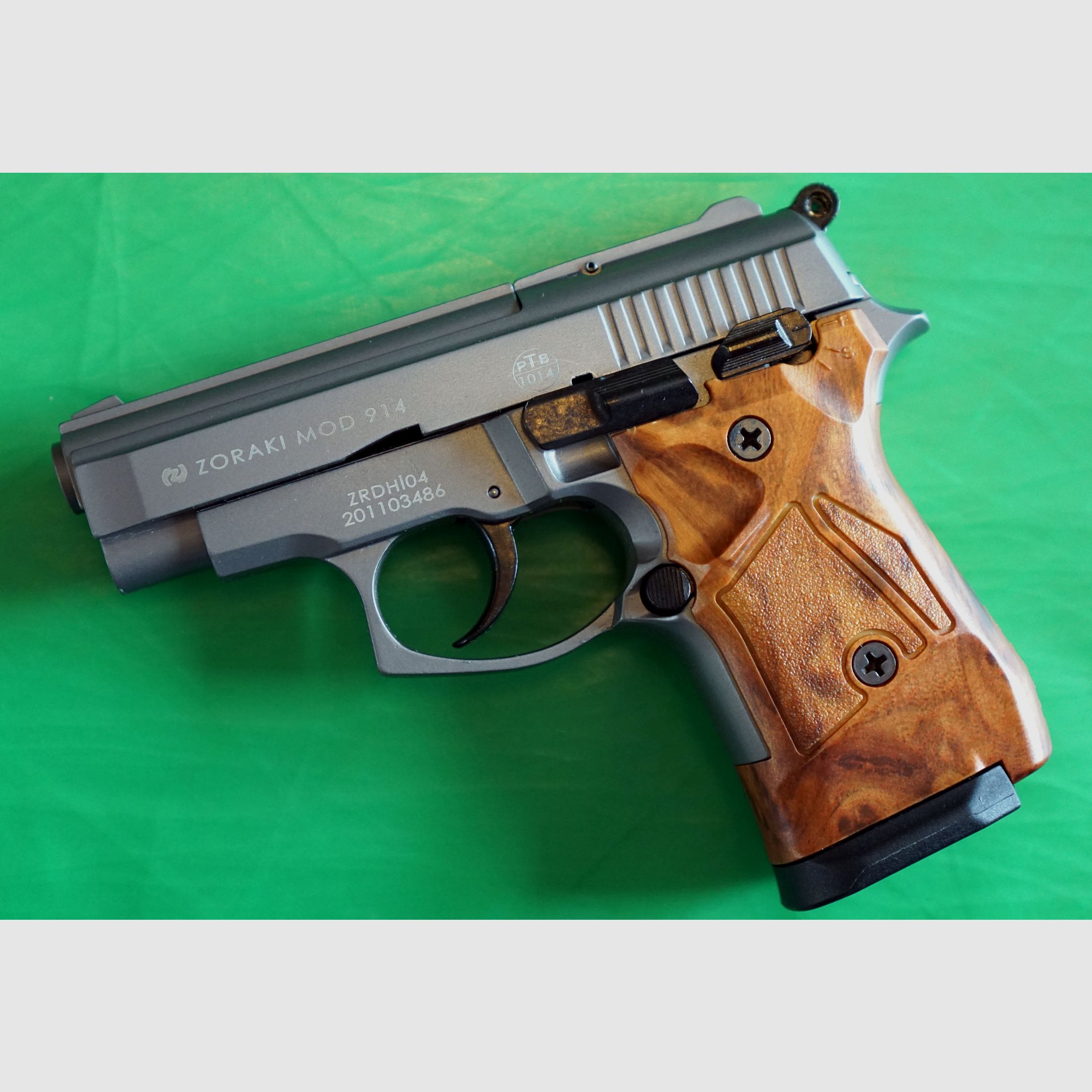 Zoraki 914 Schreckschuss Pistole 9mm P.A.K. titan Holzoptik (1014) 
