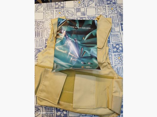 Cubierta exterior para chaleco de protección balística