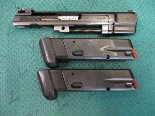 Brünner Kadet Wechselsystem mit 2 Magazinen 75