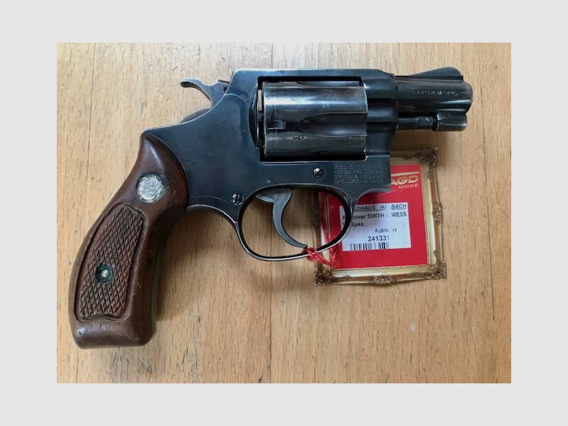 Kommissionen Rev. S&W Mod.36 2''Chiefs Spez