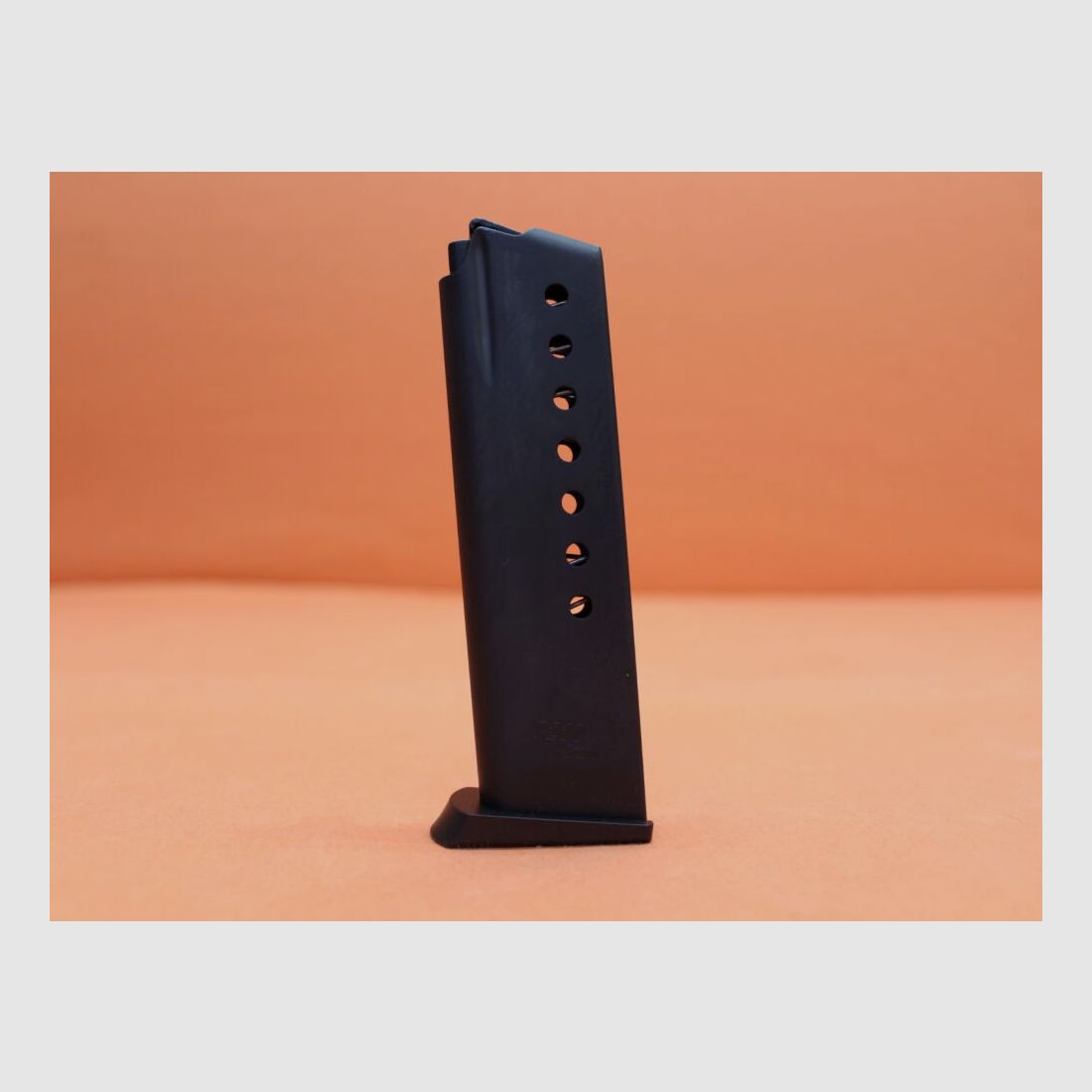 SIG Sauer SIG Sauer P210: Magazynek 8-strzałowy, oksydowany, 9mm Luger