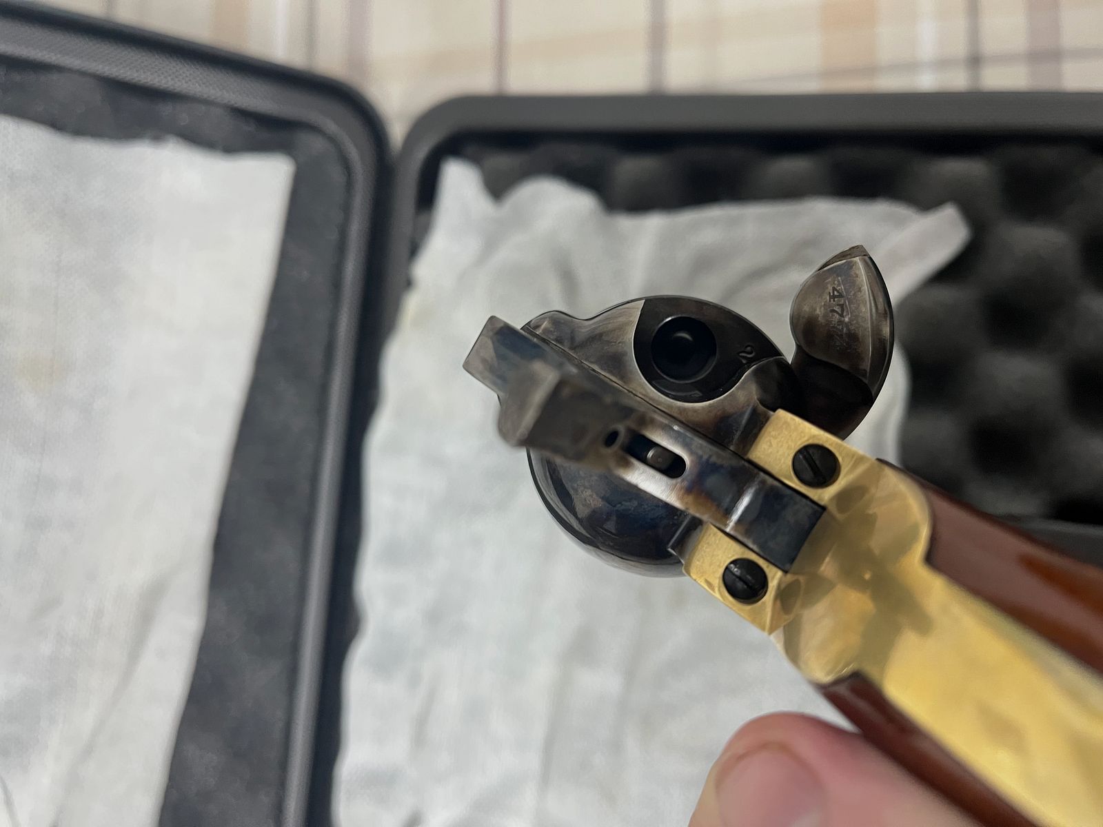Revólver de detonación de 9 mm