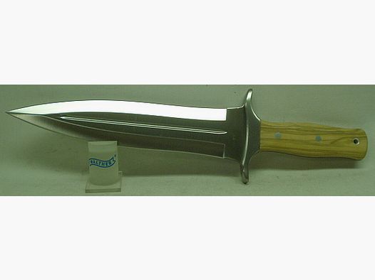 Saufänger con empuñaduras de madera de olivo