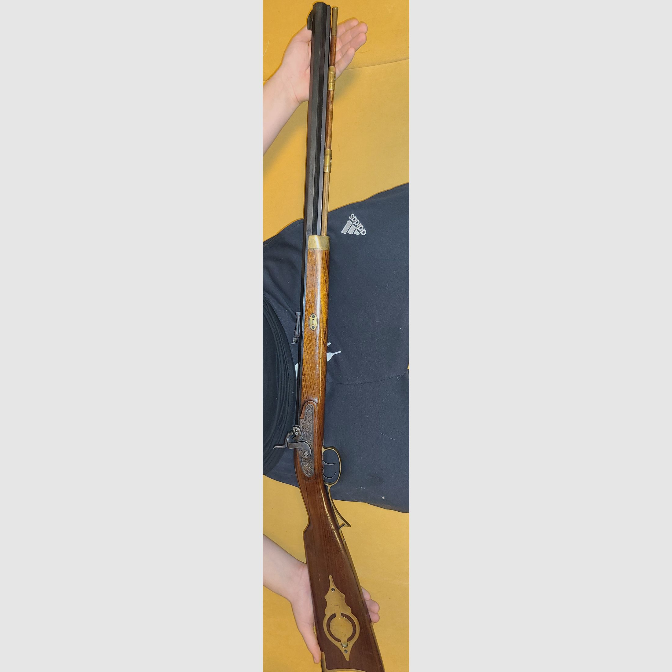 VORDERLADER BÜCHSE 383758 / cal. 45 / NUSSBRAUN / WFW / BLACK POWDER SCHWARZPULVER / HOLZ SCHAFT / TOP ZUSTAND