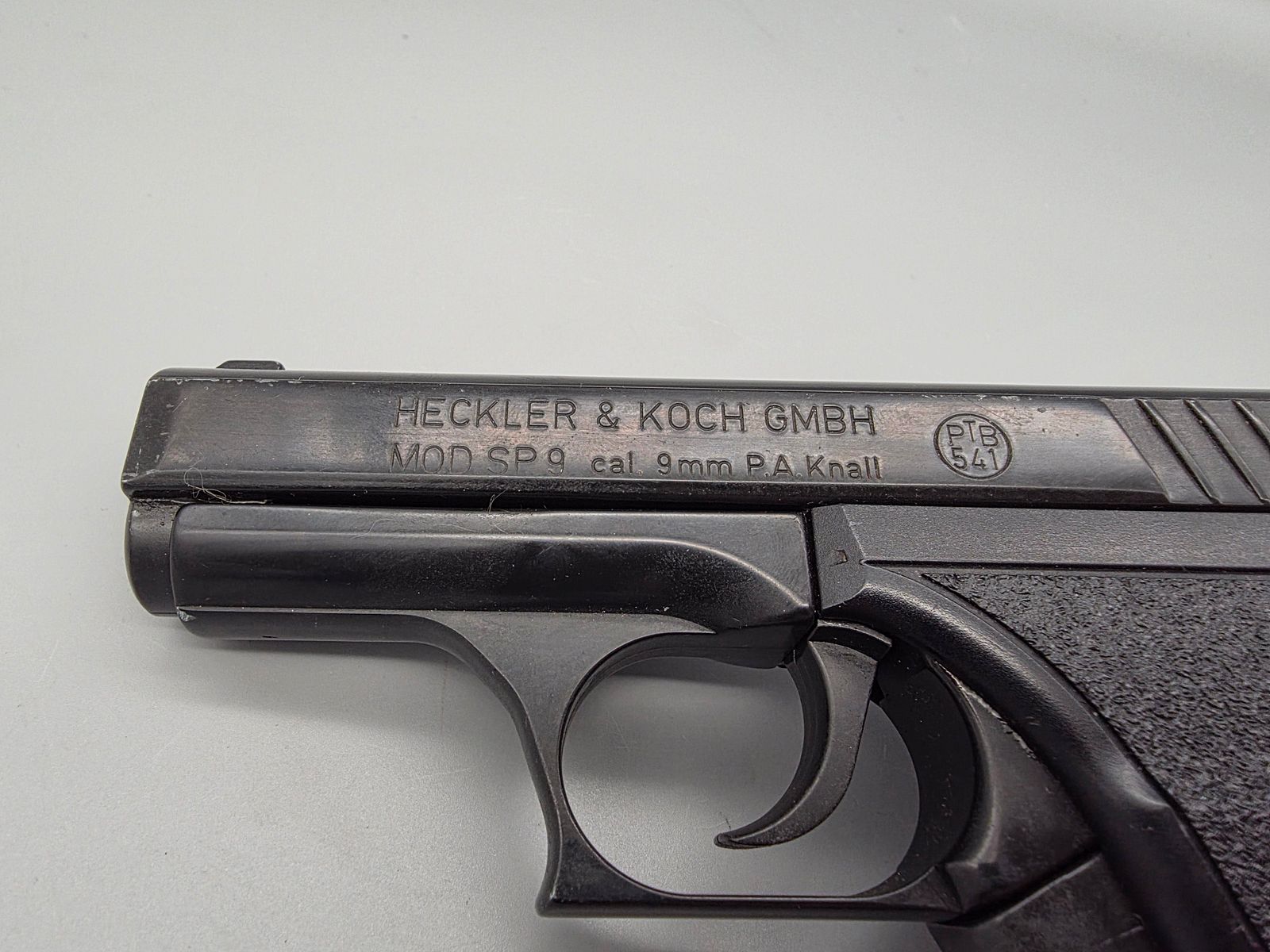 Umarex Heckler & Koch SP9 cal. 9mm PAK Schreckschuss SRS PTB 541 SP 9